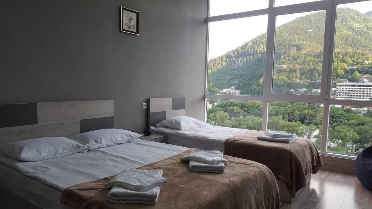 Mtis Kheoba Apartment Borjomi Bagian luar foto