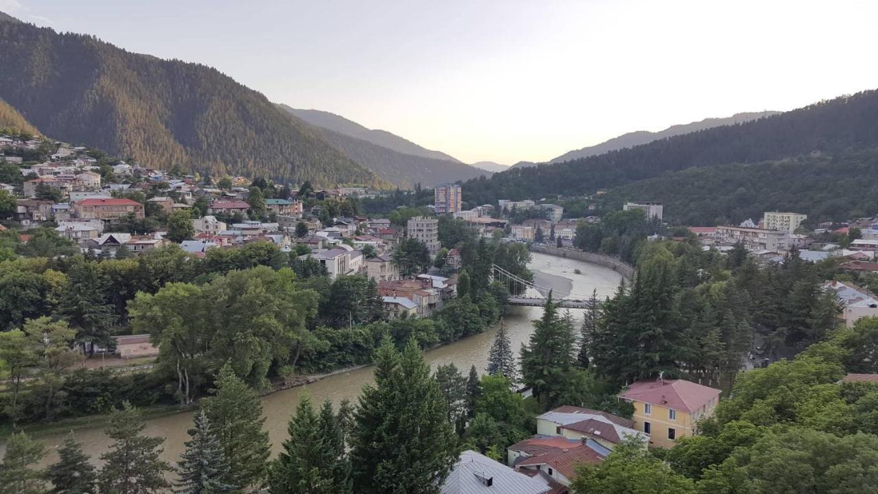 Mtis Kheoba Apartment Borjomi Bagian luar foto